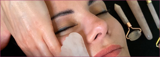 Formations Facialiste Toulouse - Rituel Quartz Rose Toulouse Formation rituel beauté et bien-être au quartz rose à Toulouse - Massage relaxant et éclat du visage