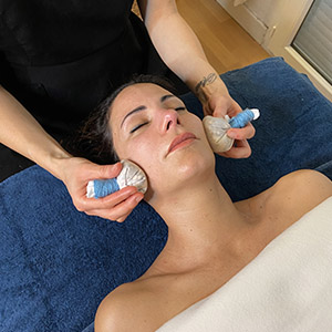 formation massage aux ballotins aromatiques Formation massage aux ballotins aromatiques – Rituel de Siam à Toulouse